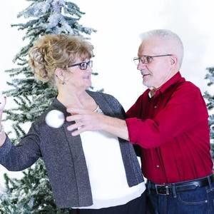 Meet your Posher, Lois